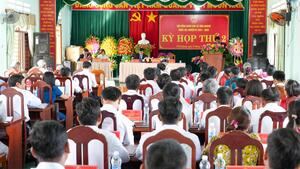 Ảnh kỳ họp lần thứ 2, HĐND xã Vĩnh Quang khóa XIII