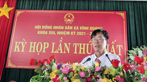 Kỳ họp lần thứ nhất HĐND xã Vĩnh Quang khóa XIII