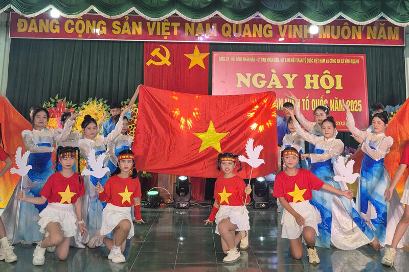 Xã Vĩnh Quang tổ chức Ngày hội Toàn dân bảo vệ an ninh Tổ quốc năm 2025